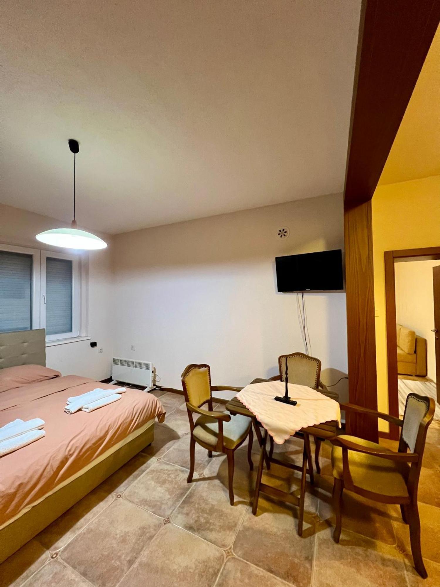 Blue Diamond Apartment Ohrid Exterior photo